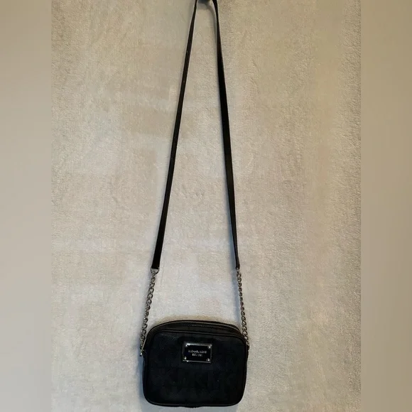 Authentic Michael Kors crossbody - Picture 4 of 4